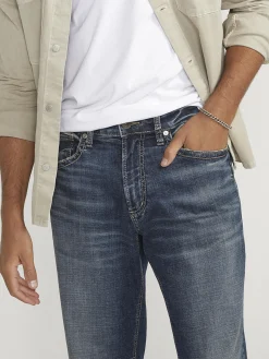 Gordie Loose Fit Straight Leg Jeans