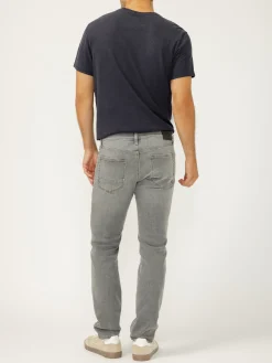 Konrad Slim Fit Slim Leg Jeans