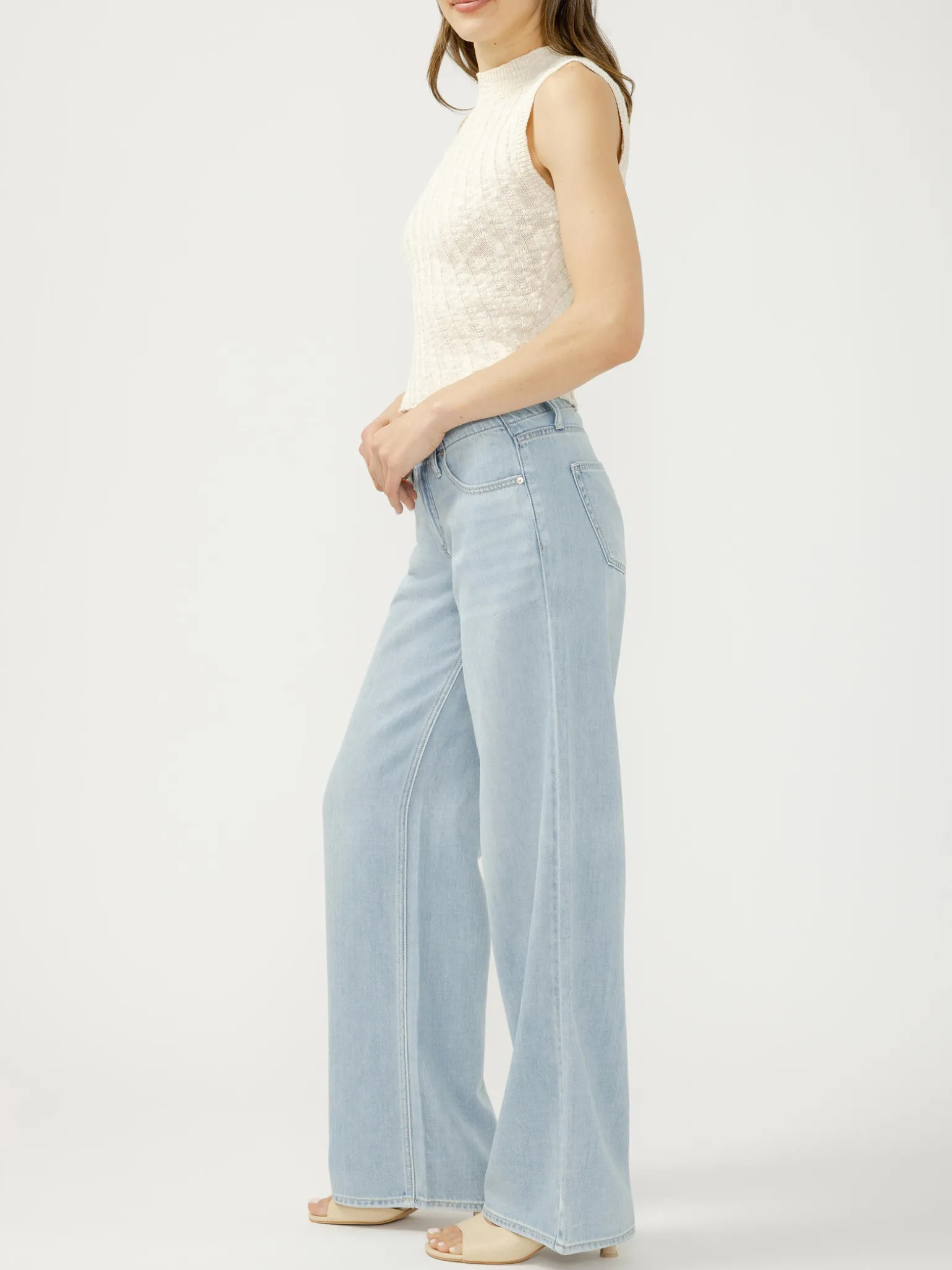 Suki Mid Rise Wide Leg Jeans